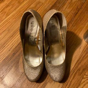 Forever 21 Gold Glitter Stilettos